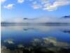 【観光】穏やかな夏の朝、水鏡になった阿寒湖